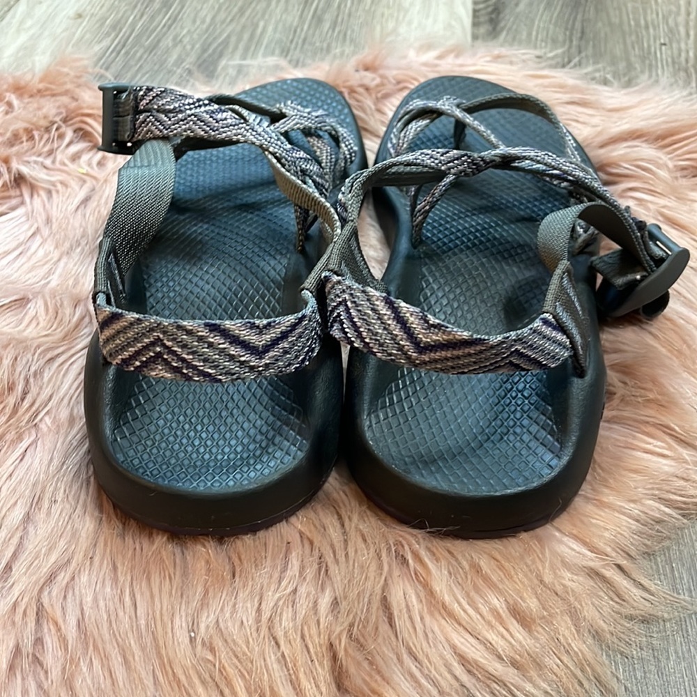 Chaco ZCloud Gray and Pink Straps Sandals Size 8 - Picture 6 of 10